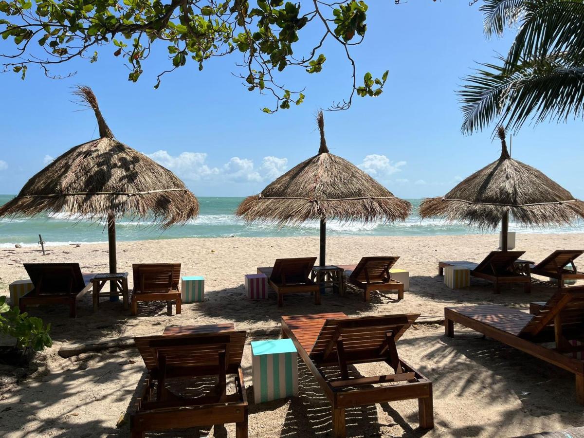 Margarita Beach Кханом Екстериор снимка