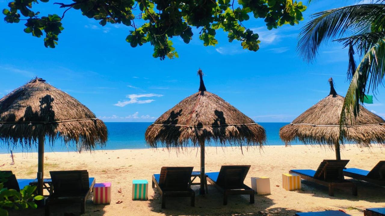 Margarita Beach Кханом Екстериор снимка