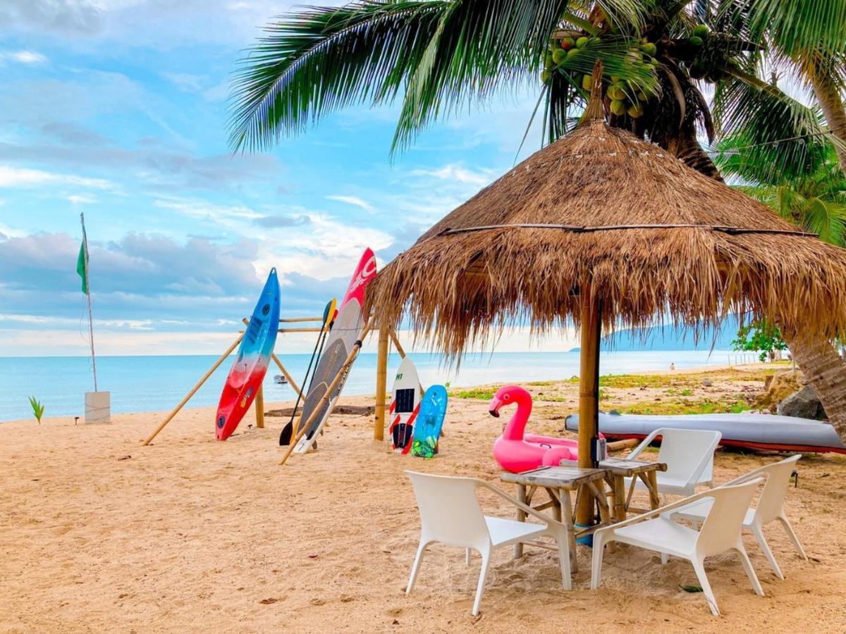 Margarita Beach Кханом Екстериор снимка