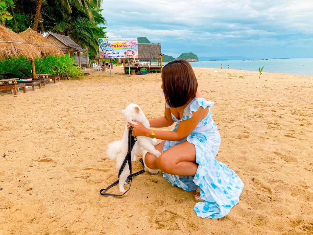 Margarita Beach Кханом Екстериор снимка