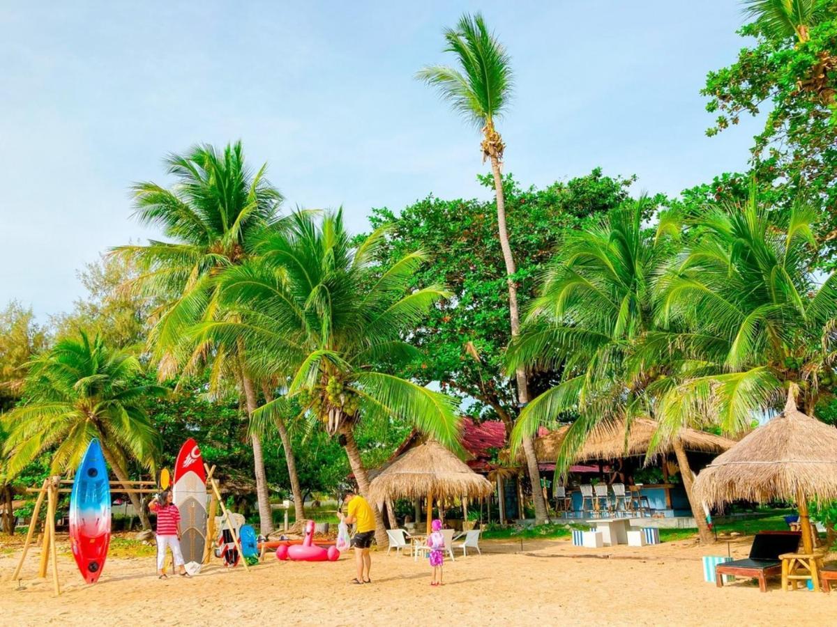 Margarita Beach Кханом Екстериор снимка