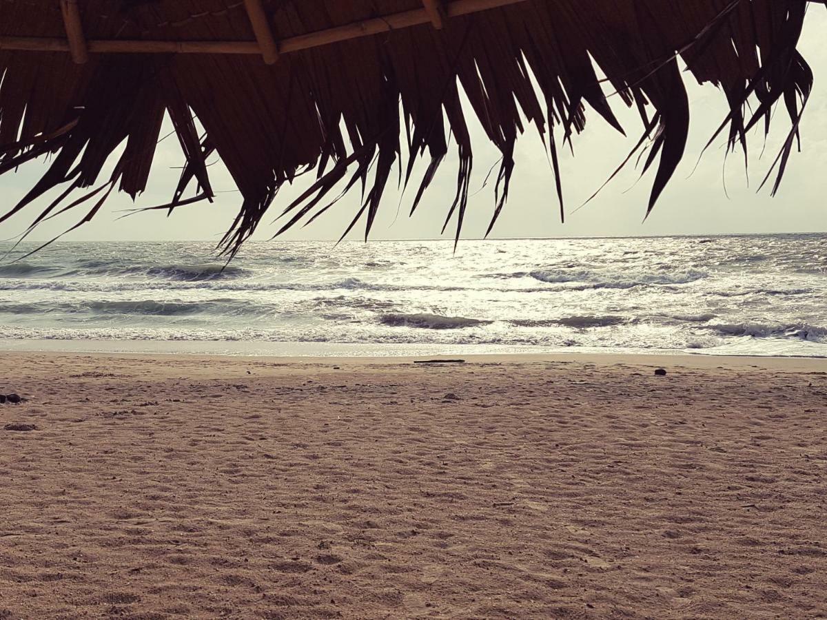 Margarita Beach Кханом Екстериор снимка